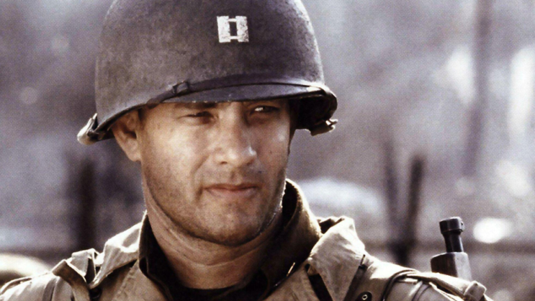 7 Film Tom Hanks Terbaik, Ada Saving Private Ryan!